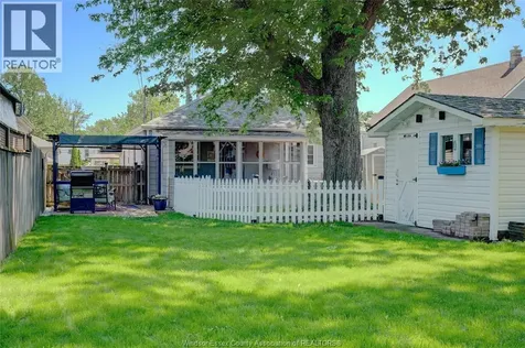 1075 Esdras Place Windsor ON N8S 2N1