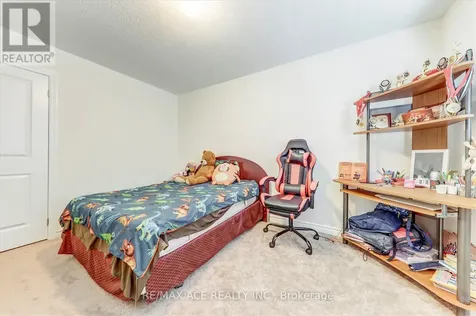 1152 Skyridge Boulevard Pickering ON L1X 0M4