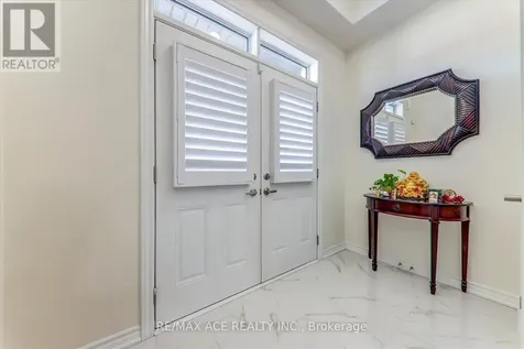 1152 Skyridge Boulevard Pickering ON L1X 0M4