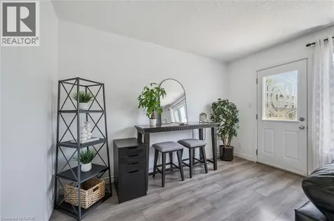 71 Blackhorne Drive Kitchener ON N2E 1T5