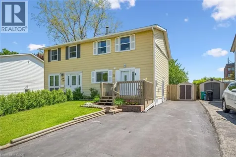 71 Blackhorne Drive Kitchener ON N2E 1T5