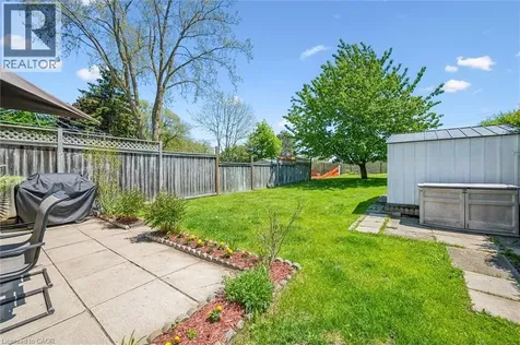 71 Blackhorne Drive Kitchener ON N2E 1T5