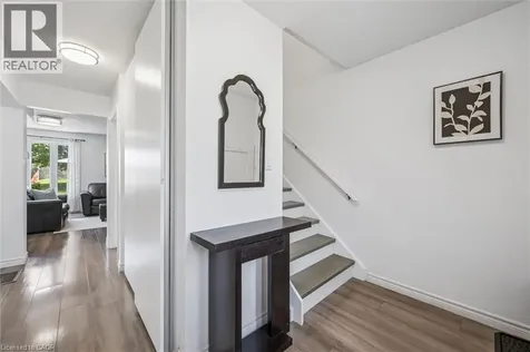 71 Blackhorne Drive Kitchener ON N2E 1T5