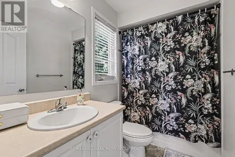 2139 Valin Street Ottawa ON K4A 4T3