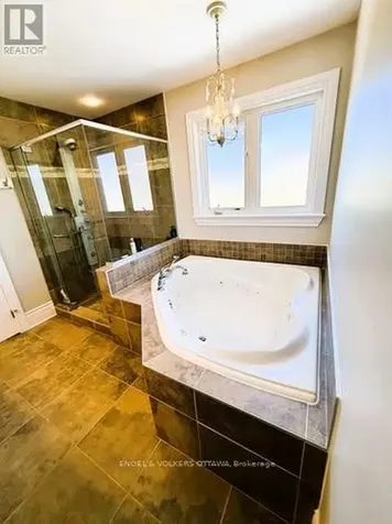 29 Franklin Cathcart Crescent Ottawa ON K2S 2A7