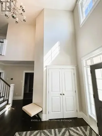 29 Franklin Cathcart Crescent Ottawa ON K2S 2A7