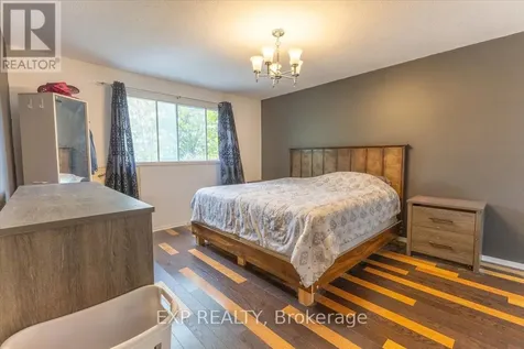 6383 Larmond Avenue Ottawa ON K1C 2J9