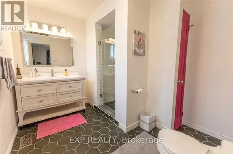 6383 Larmond Avenue Ottawa ON K1C 2J9
