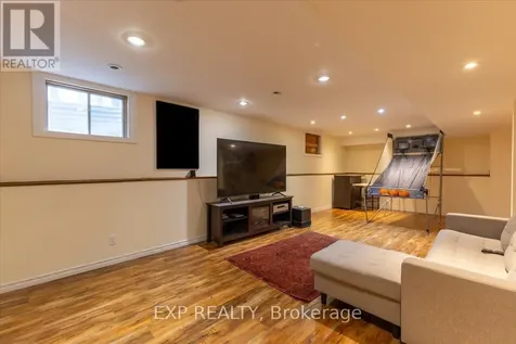 6383 Larmond Avenue Ottawa ON K1C 2J9