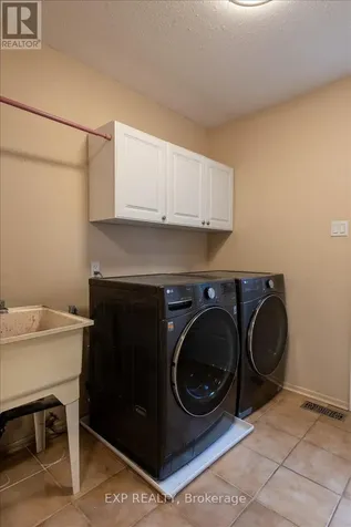 6383 Larmond Avenue Ottawa ON K1C 2J9