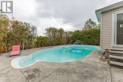 6383 Larmond Avenue Ottawa ON K1C 2J9