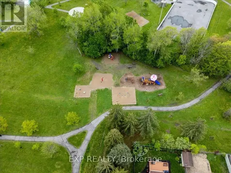 6383 Larmond Avenue Ottawa ON K1C 2J9