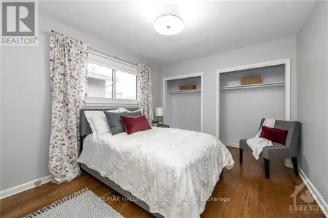 1132 Cline Crescent Ottawa ON K2C 2P2