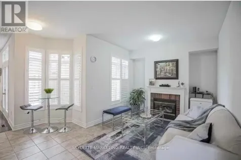 100 Emery Hill Boulevard Markham (berczy) ON L6C 2S6