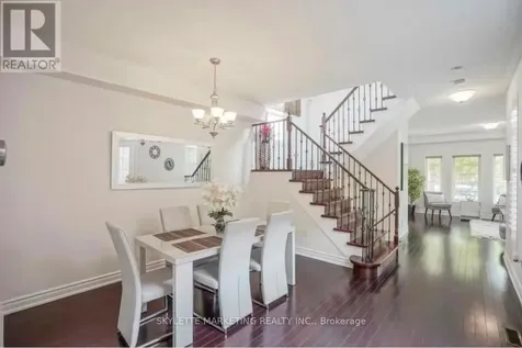 100 Emery Hill Boulevard Markham (berczy) ON L6C 2S6