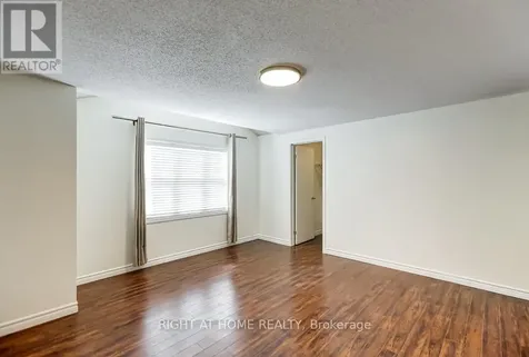 402 Lausanne Crescent Waterloo ON N2T 2X6