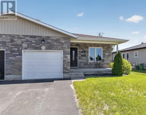 27 Noble Crescent Petawawa ON K8H 0G1