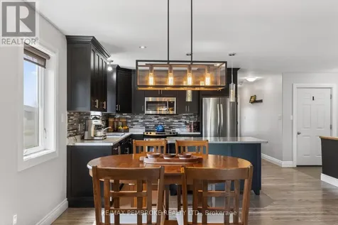 27 Noble Crescent Petawawa ON K8H 0G1