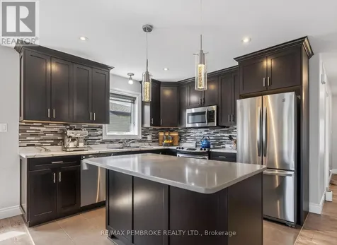 27 Noble Crescent Petawawa ON K8H 0G1