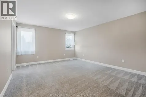 50 Llydican Avenue Chatham ON N7L 3E5