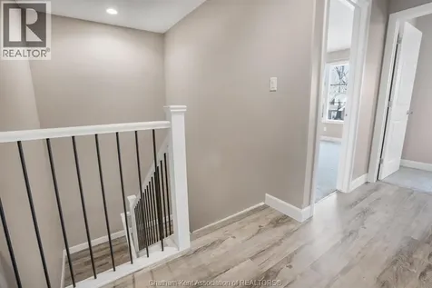 50 Llydican Avenue Chatham ON N7L 3E5