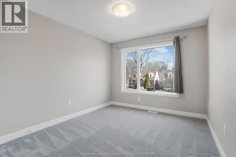 50 Llydican Avenue Chatham ON N7L 3E5