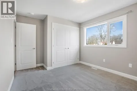 50 Llydican Avenue Chatham ON N7L 3E5