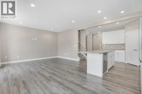 50 Llydican Avenue Chatham ON N7L 3E5
