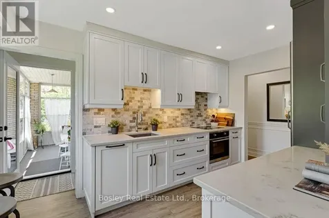 52 Forest Hill Drive Guelph (dovercliffe Park/old University) ON N1G 2E6
