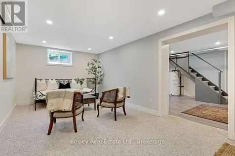 52 Forest Hill Drive Guelph (dovercliffe Park/old University) ON N1G 2E6
