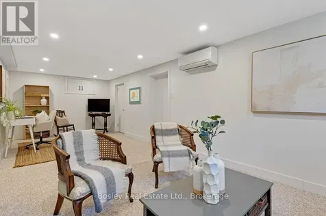 52 Forest Hill Drive Guelph (dovercliffe Park/old University) ON N1G 2E6