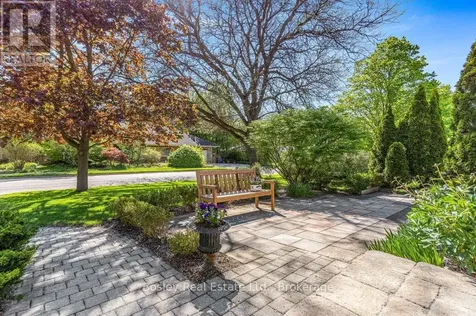52 Forest Hill Drive Guelph (dovercliffe Park/old University) ON N1G 2E6
