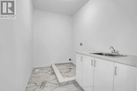13 Barnes Drive Oro-medonte ON L0L 2L0