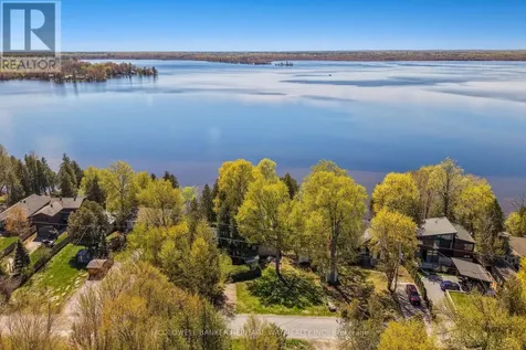 272 Gardiner Shore Road Beckwith ON K7C 0C4