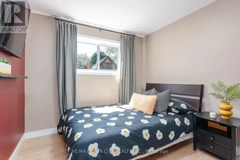 43 Inverness Street Brantford ON N3V 1A9