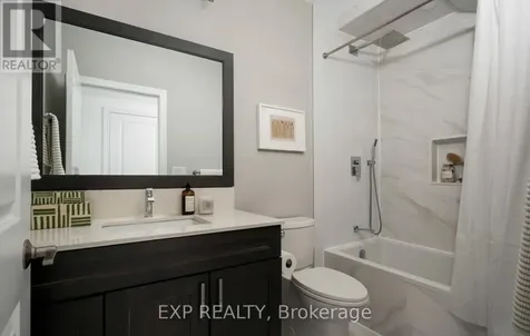 8 Springhurst Avenue Toronto (south Parkdale) ON M6K 1A9