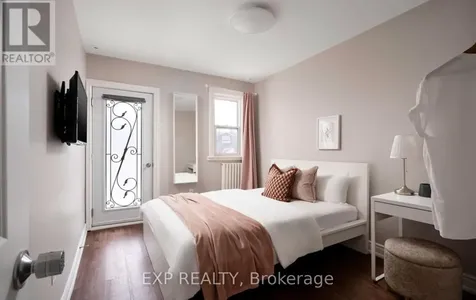 8 Springhurst Avenue Toronto (south Parkdale) ON M6K 1A9
