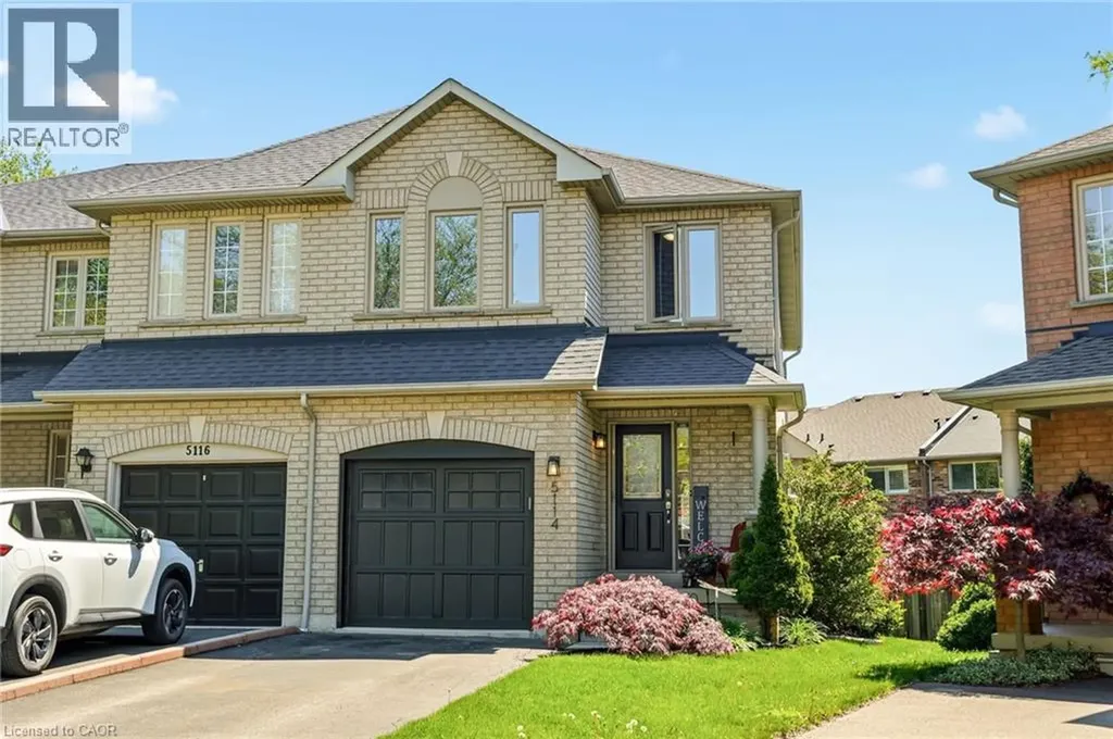 5114 Tree Court Burlington ON L7L 6K3