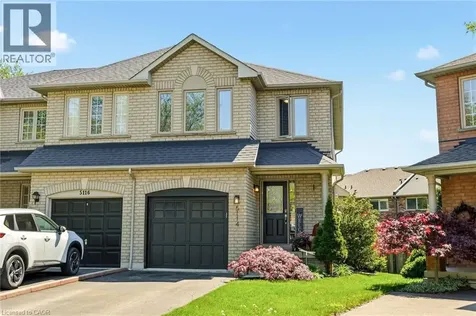 5114 Tree Court Burlington ON L7L 6K3