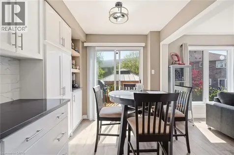 5114 Tree Court Burlington ON L7L 6K3