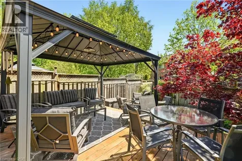 5114 Tree Court Burlington ON L7L 6K3