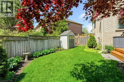 5114 Tree Court Burlington ON L7L 6K3