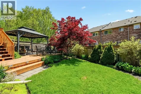 5114 Tree Court Burlington ON L7L 6K3