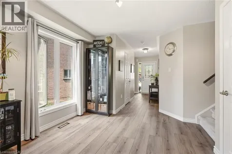 5114 Tree Court Burlington ON L7L 6K3