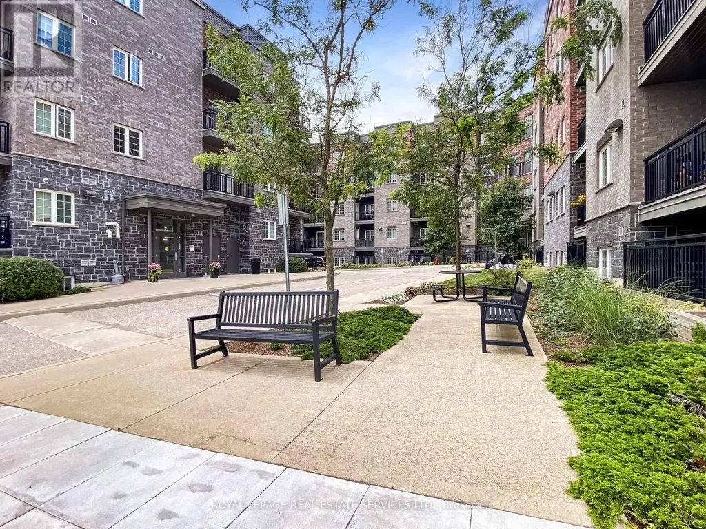 7 Rittenhouse Road Kitchener ON N2E 2M8
