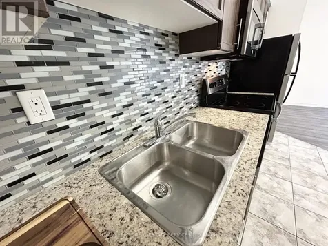 7 Rittenhouse Road Kitchener ON N2E 2M8