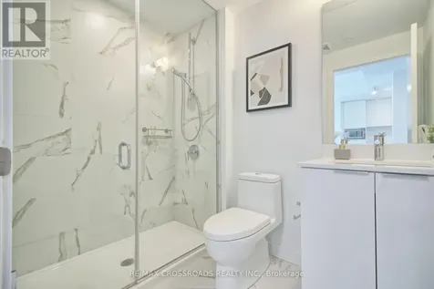 7 Golden Lion Heights Toronto (newtonbrook East) ON M2M 0C1