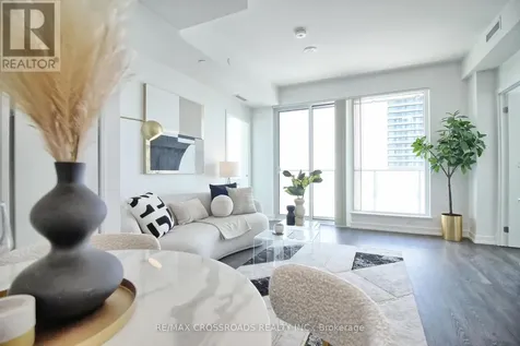 7 Golden Lion Heights Toronto (newtonbrook East) ON M2M 0C1