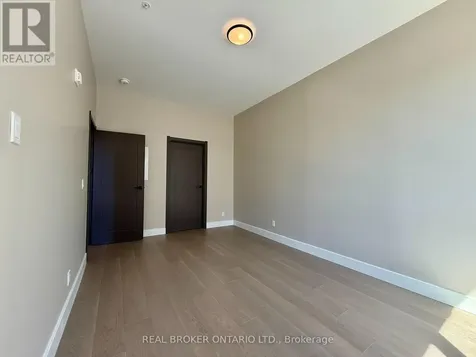 180 Kanata Avenue Ottawa ON K2K 3L9