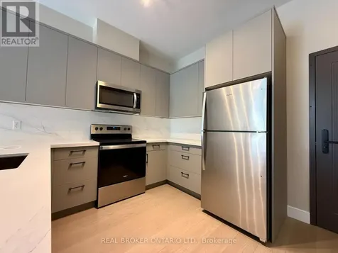 180 Kanata Avenue Ottawa ON K2K 3L9